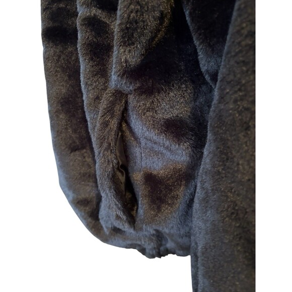PrettyLittleThing Black Faux Fur Balloon Sleeve Hooded Jacket Women's Size 8 US - Picture 13 of 14